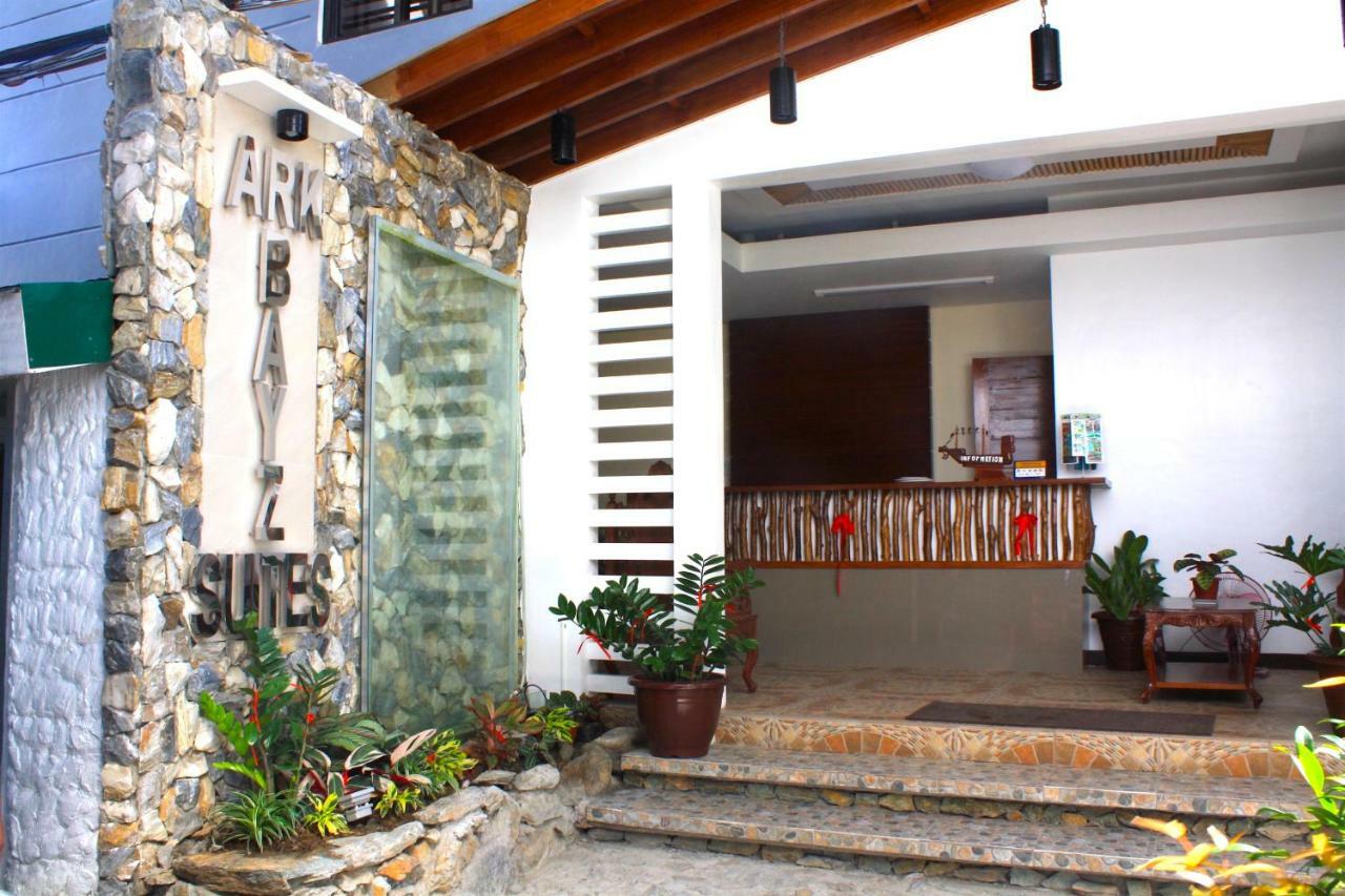 Ark Bayz Suites Puerto Galera Ngoại thất bức ảnh